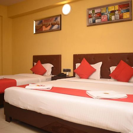 Hotel Jaypee Inn Haora Bagian luar foto