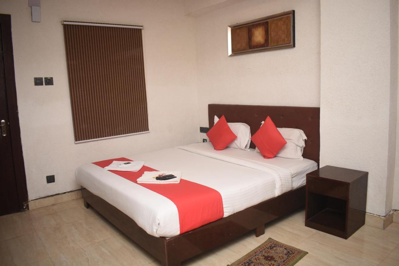 Hotel Jaypee Inn Haora Bagian luar foto